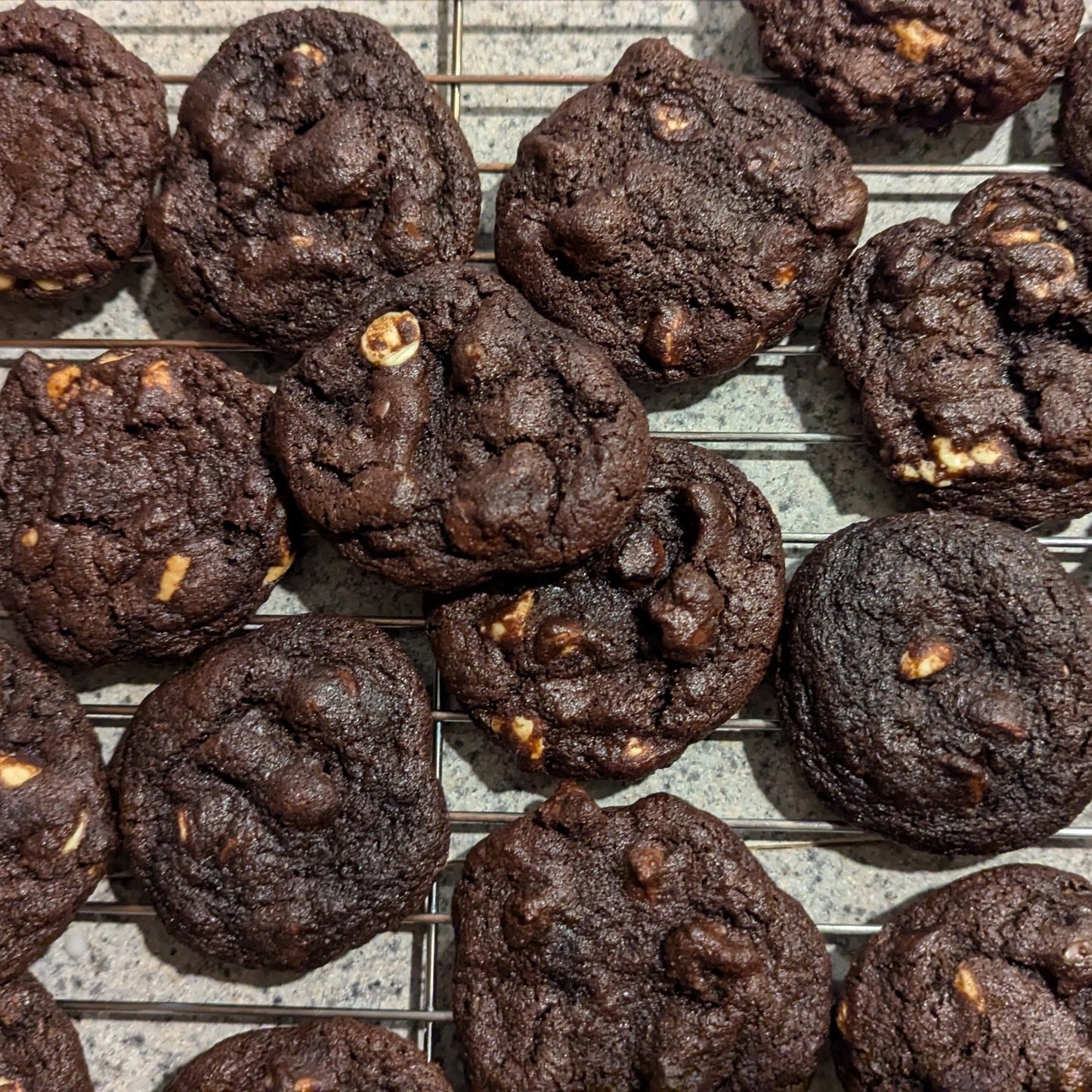 Dark Chocolate with Salted Caramel Chips